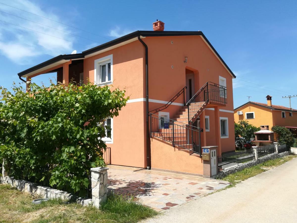 Apartments Antunovic Umag Extérieur photo